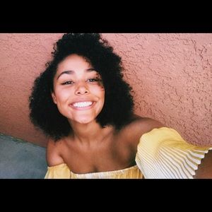 Meet your Posher, Jada